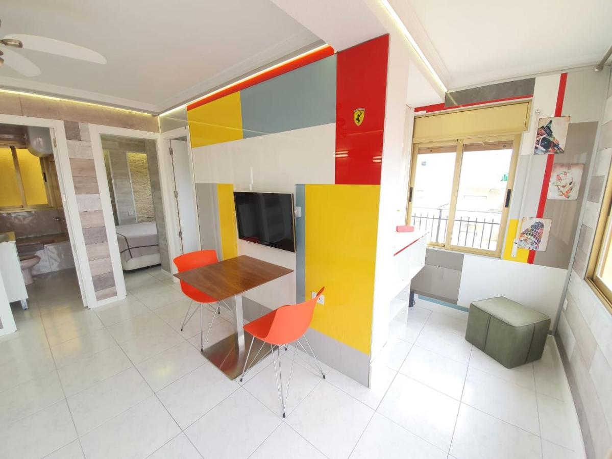 Apartamento En Salou Con Las Vistas Al Port Aventura エクステリア 写真
