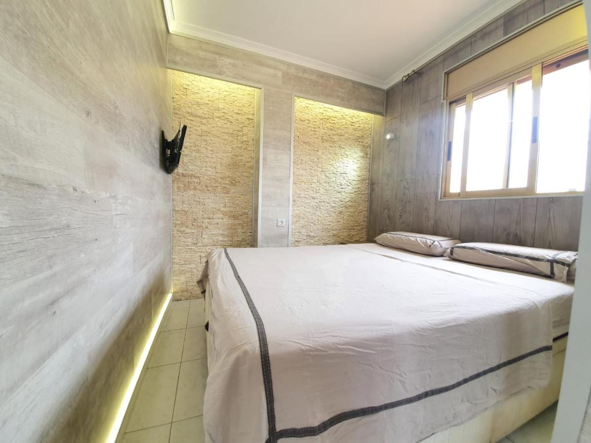 Apartamento En Salou Con Las Vistas Al Port Aventura エクステリア 写真