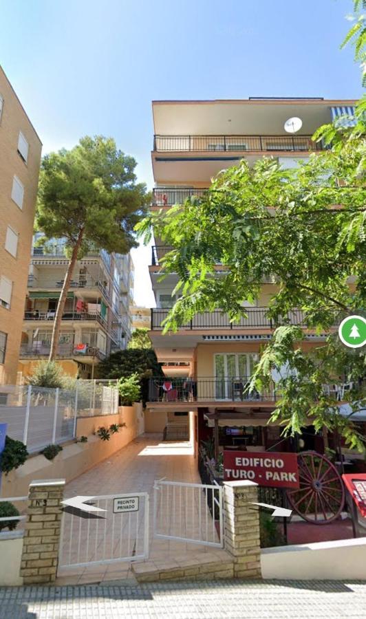Apartamento En Salou Con Las Vistas Al Port Aventura エクステリア 写真