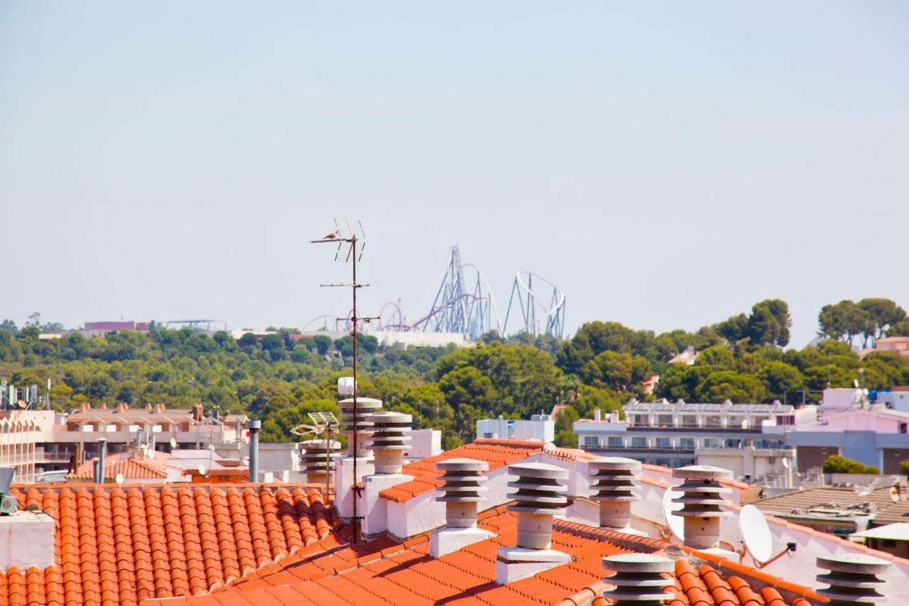 Apartamento En Salou Con Las Vistas Al Port Aventura エクステリア 写真